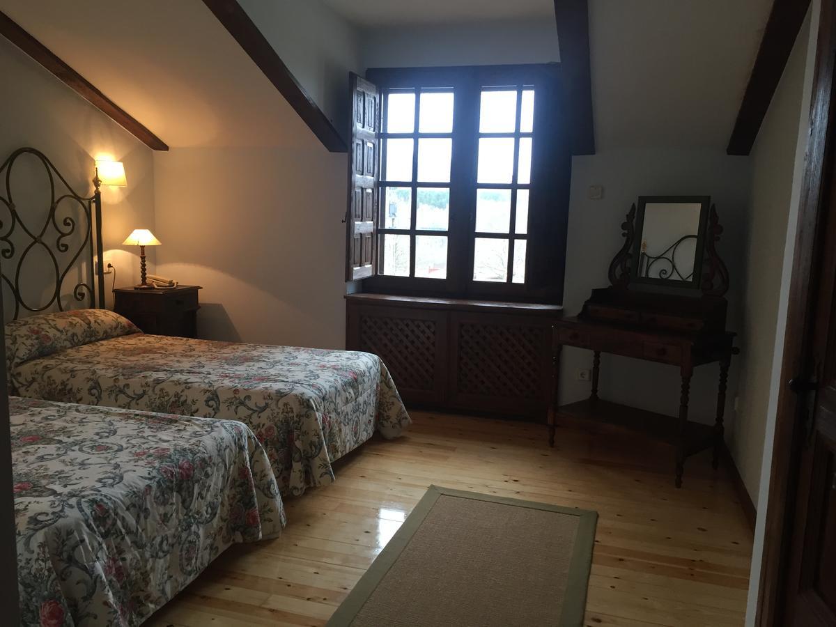 Hotel Casas Del Sevillano El Tornadizo Екстериор снимка